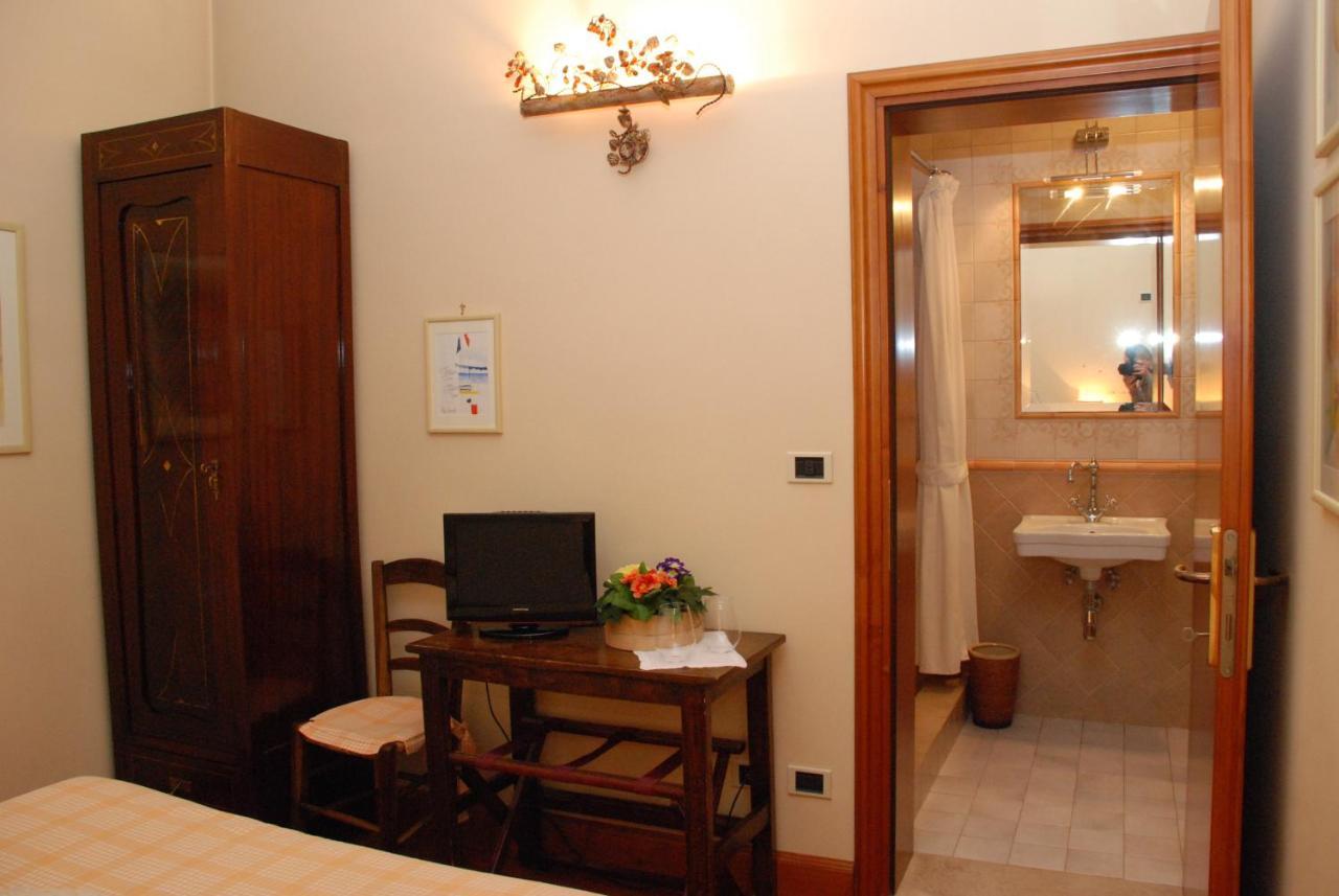 Hotel Vecia Brenta Mira Habitación foto
